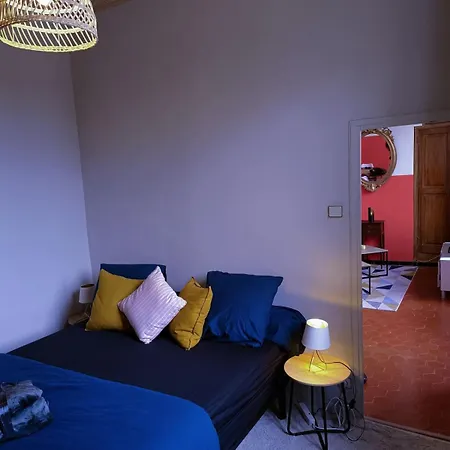 Spacious 1 Or 2-bedroom In A Historic Provencal House Appartamento